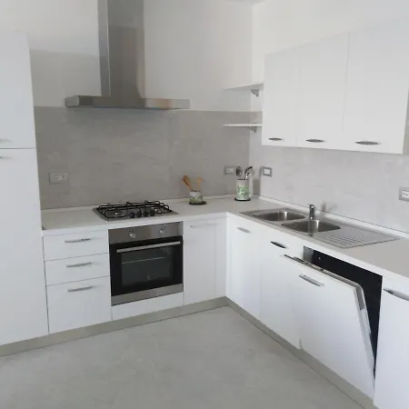 Case Di Eris Luxury House *