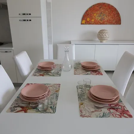 Case Di Eris Luxury House