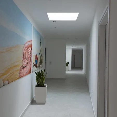 Case Di Eris Luxury House