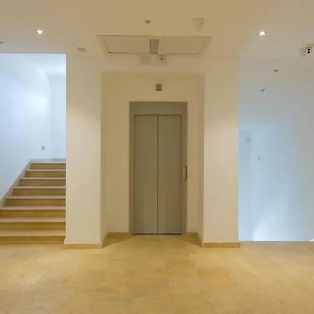 Hotel apartamentowy Case Di Eris Luxury House